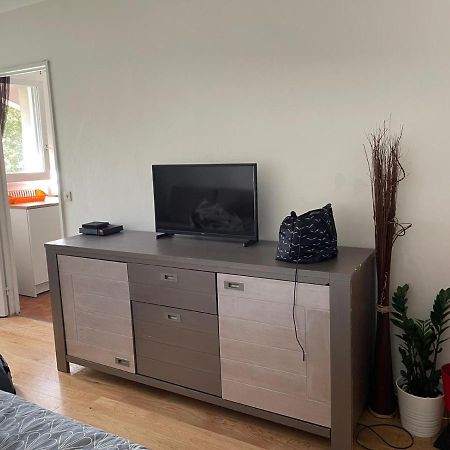 Appartement 35 M2 Creteil L Echat Exterior photo